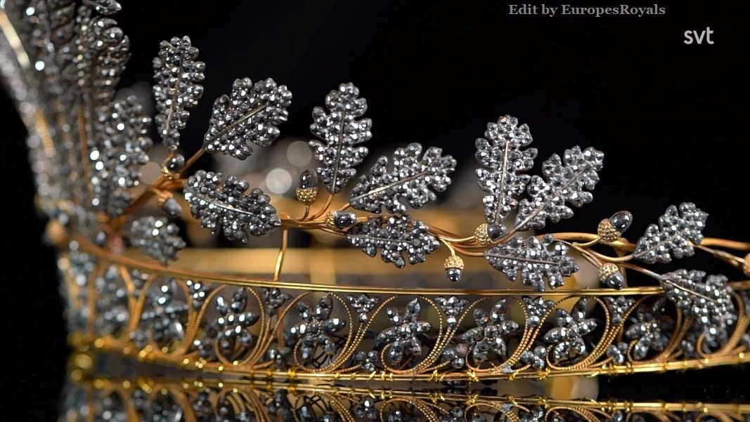 tiara made of cut steel and gold. Elements include steel leaves and steel acorns with gold caps